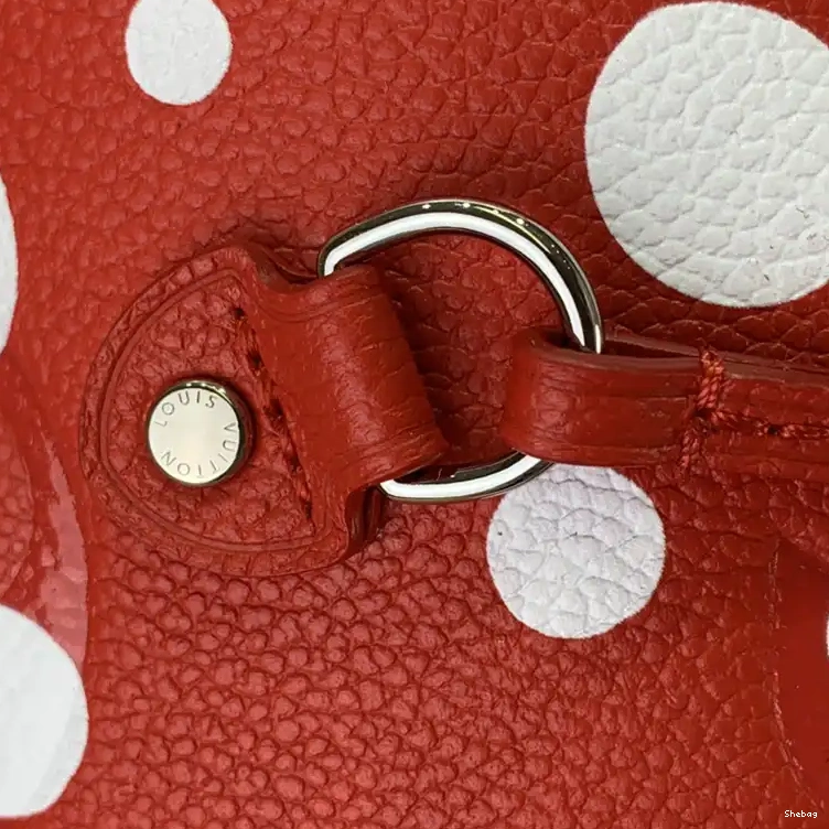 2304DJ0021 LV Bag 0727